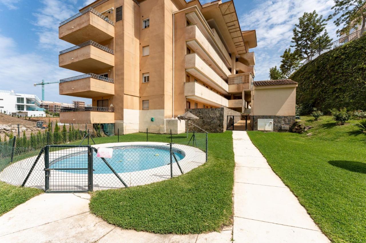 פואנגירולה Malagasuite Blue Sea & Pool מראה חיצוני תמונה